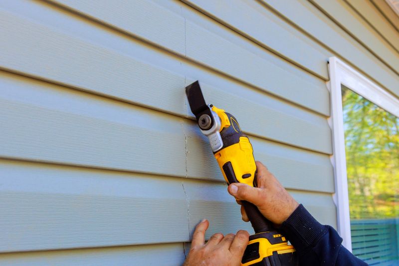 Vinyl Siding Repair - Image 11